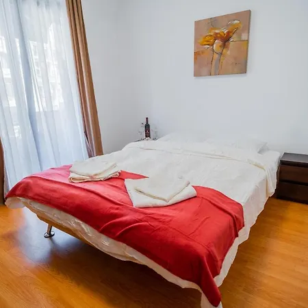 Prime Location - Breathtaking Architectural Views * Bukareszt