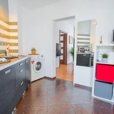Prime Location - Breathtaking Architectural Views Apartament Bukareszt