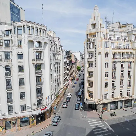 Prime Location - Breathtaking Architectural Views Bukareszt