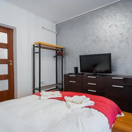 Prime Location - Breathtaking Architectural Views * ブカレスト