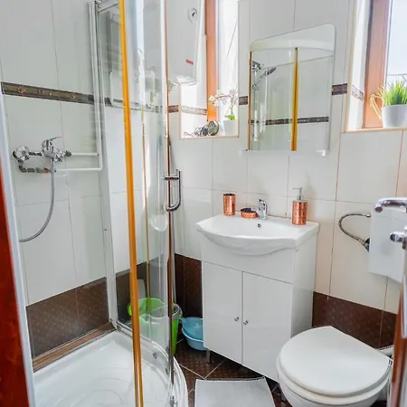 Prime Location - Breathtaking Architectural Views Apartament *